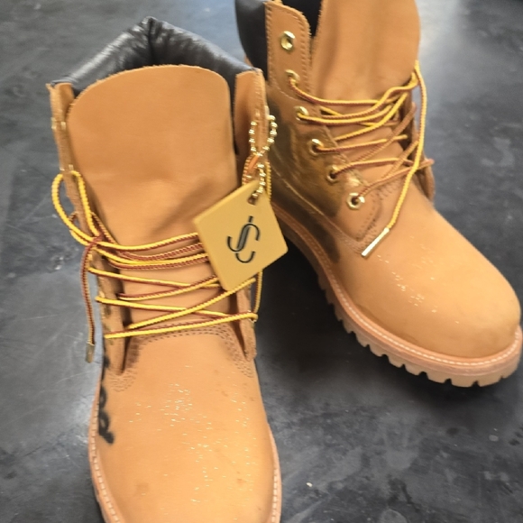 Timberland Tan High-Top Boots Rugged Sole Nubuck main image 8